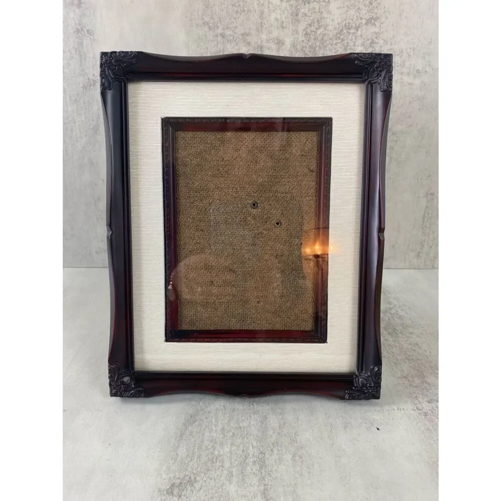 Ornate vintage Picture frame with scrolling and satin mat 1990 5x7”